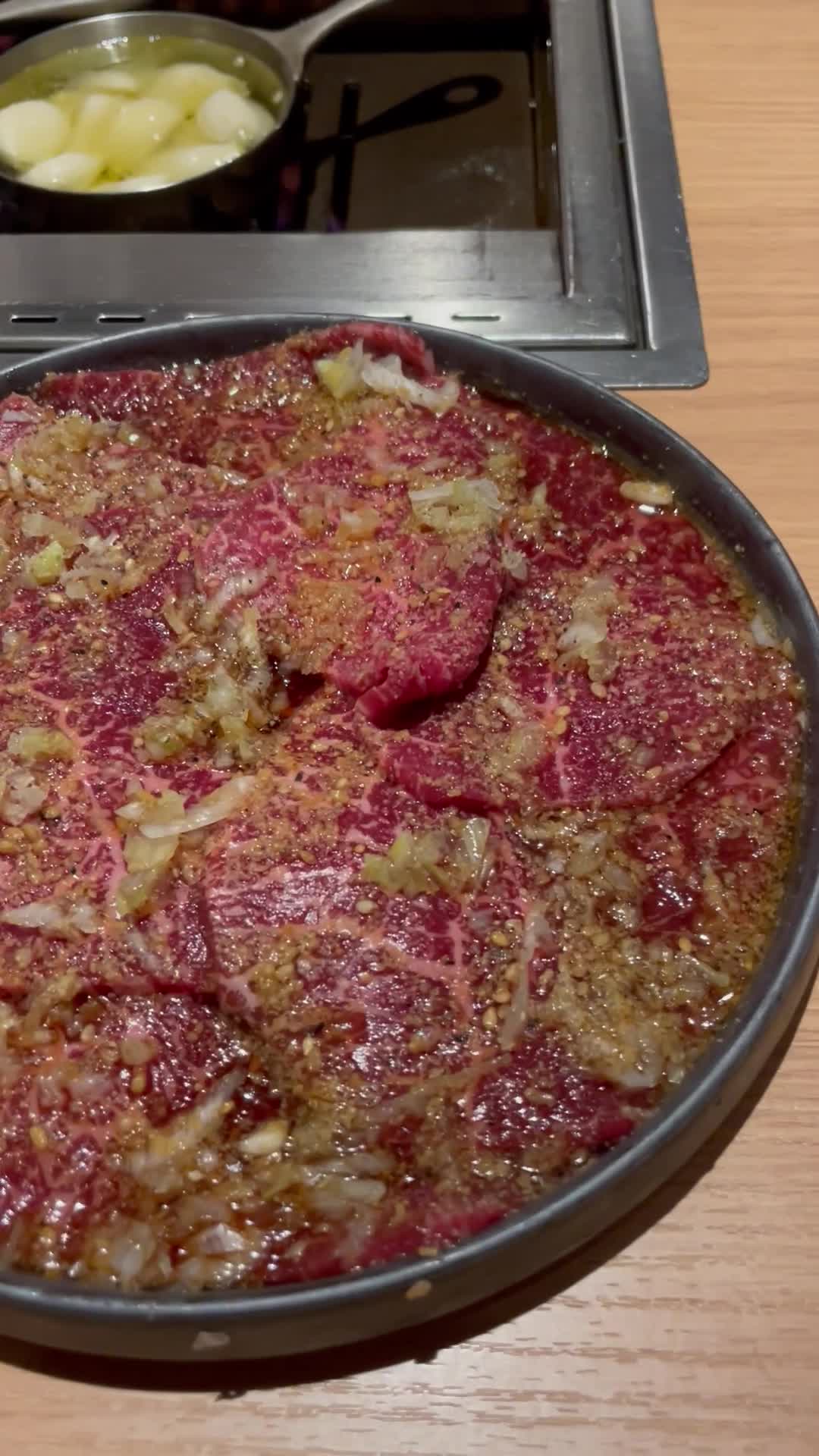 黒田の上ロース・上タン塩・炙りユッケ
｜焼肉 黒田の来店者記事