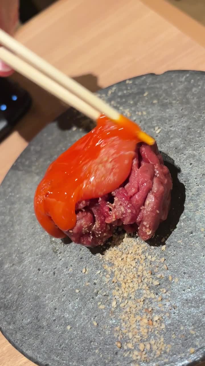 渋谷の大人の隠れ家！絶品「黒田の上ロース」と上質な黒毛和牛を堪能する至福の焼肉！｜焼肉 黒田の来店者記事